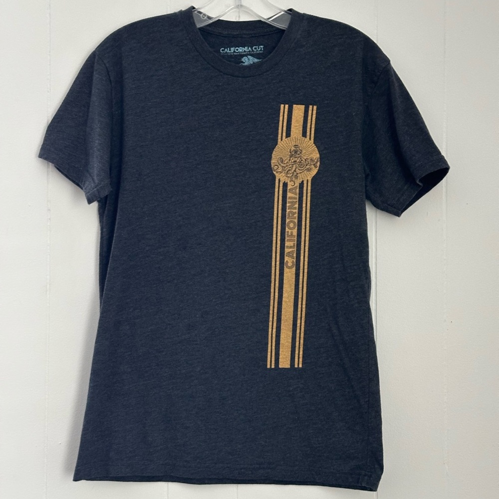 California Cut Ventura Temple of Surf Tee Size Small